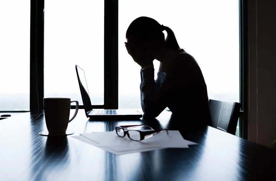 For companies across the East Coast, online mental health care access is no longer optional. From Gen Z and workplace stress to industry-specific challenges, licensed online psychiatrists East Coast offer scalable relief through virtual mental health care. Investing in affordable virtual psychiatry services brings measurable returns, especially when paired with manager mental health training and real-time outcome tracking.