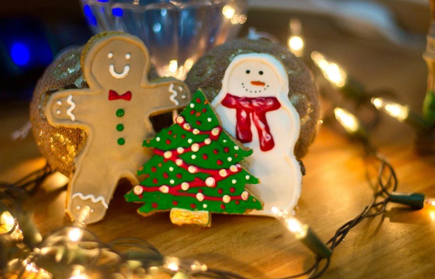 During the holidays, holiday burnout can take a toll on your emotional and physical health. Focusing on emotional self-care and coping with stress helps maintain balance, especially if you’re dealing with grief during holidays. Incorporating stress relief strategies and seeking affordable virtual psychiatry can promote lasting mental wellness. For those searching for telepsychiatry near me, East Coast Telepsychiatry offers compassionate, accessible support to help you thrive this season.