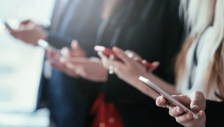 Access to online psychiatry services has become essential for families navigating the modern mental health landscape. As social media exposure increases among younger children, virtual mental health care provides timely support without the barriers of travel or long wait times. Evidence consistently supports telehealth psychiatric treatment as a reliable option, particularly when guided by licensed online psychiatrists East Coast families can depend on for continuity and quality of care.