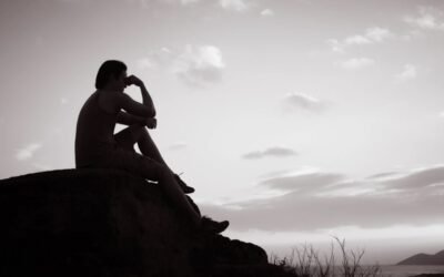 Loneliness Epidemic: The Symptoms, Hidden Risks, and Effective Treatment Now