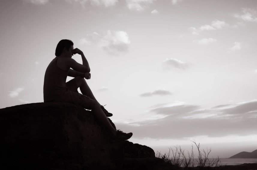 The growing loneliness epidemic has highlighted the connection between mental health and loneliness across all age groups. Through virtual mental health care, patients can access online psychiatry services and receive telehealth psychiatric treatment from experienced professionals. Addressing social isolation and chronic loneliness often requires evidence-based loneliness treatment tailored to individual needs. Many people now seek licensed online psychiatrists East Coast and search for affordable virtual psychiatry services near me to receive convenient, high-quality support from home.
